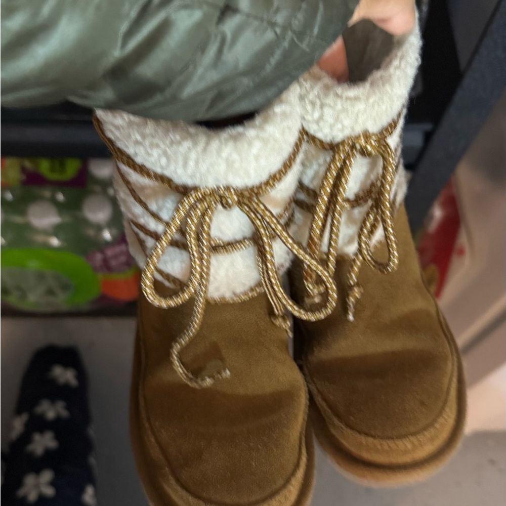 Ugg Brown and White Winter Boots Ugg